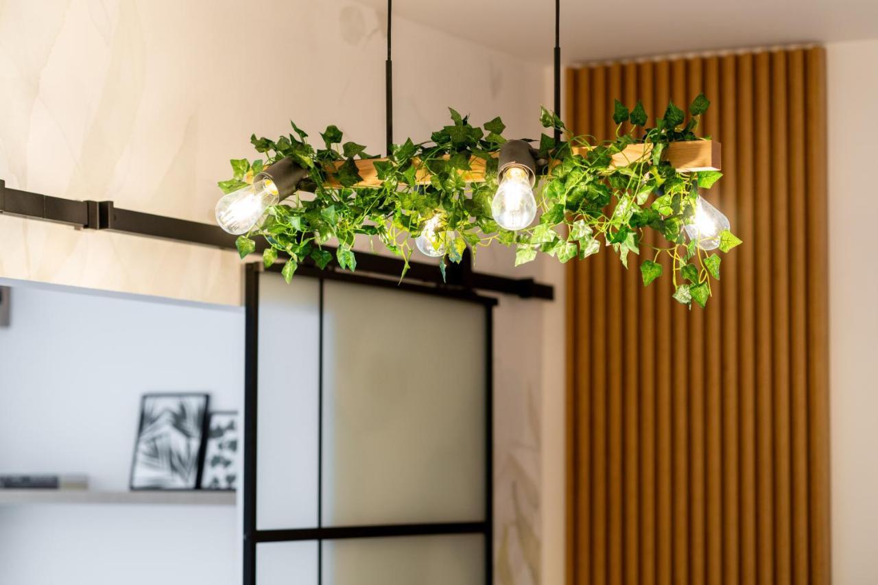 Botanic Nest Panoramic Studio ブカレスト エクステリア 写真